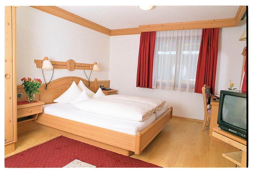 זאמנאון Hotel Camona & Apart Walserhof מראה חיצוני תמונה
